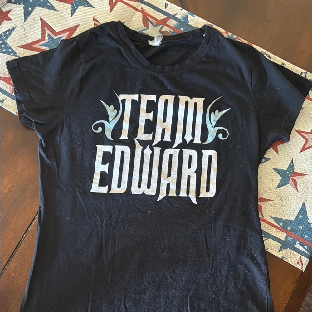 Team Edward Graphic T-Shirt